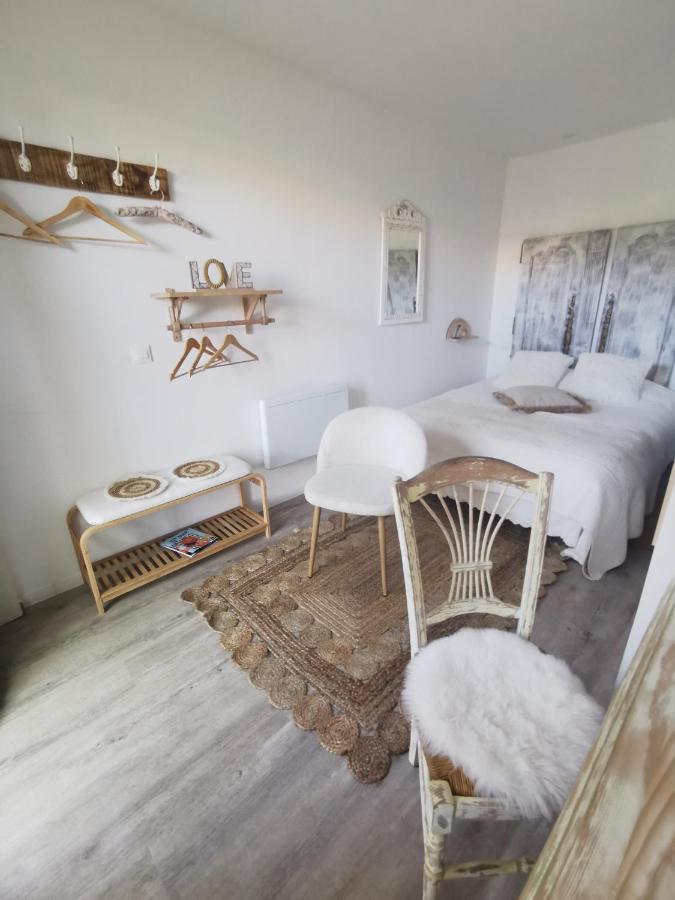 Au Poeme Du Chene, Logement Independant, Calme, Parking Gratuit Basse-Goulaine Dış mekan fotoğraf